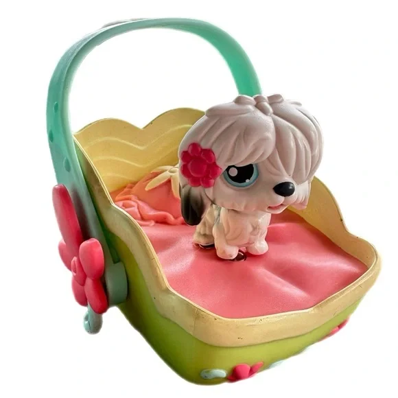Littlest Pet Shop Magic Motion Sheepdog and Bed LPS MM2